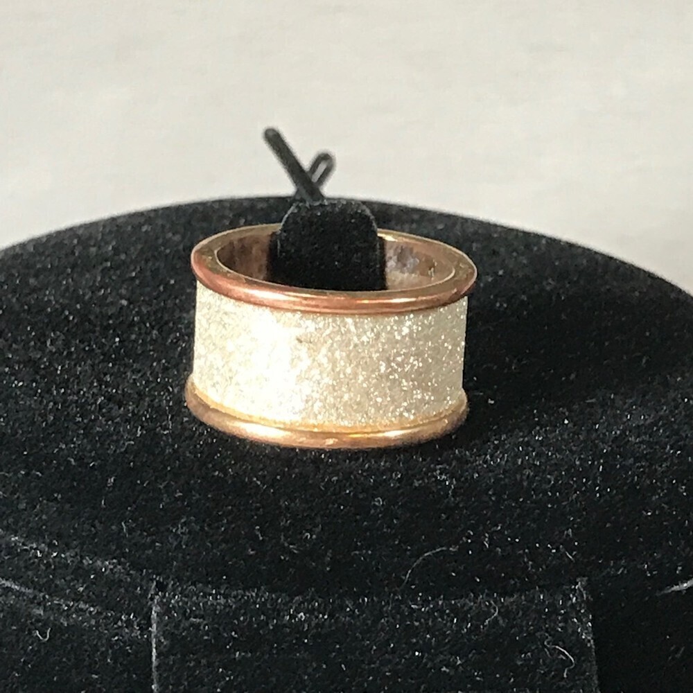 Fun Fashion Cuff Ring Size 8.75 - Picture 1 of 6